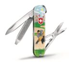 Нож-брелок Classic Swiss Wrestling VICTORINOX 0.6223.L2009 2