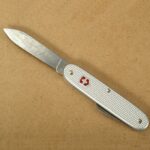 Нож перочинный VICTORINOX Pioneer 0.8060.26 2
